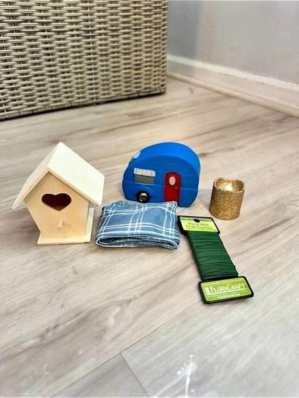 Cottage Camping Craft Decor Lot Camper Birdhouse Floral Wire Ribbon